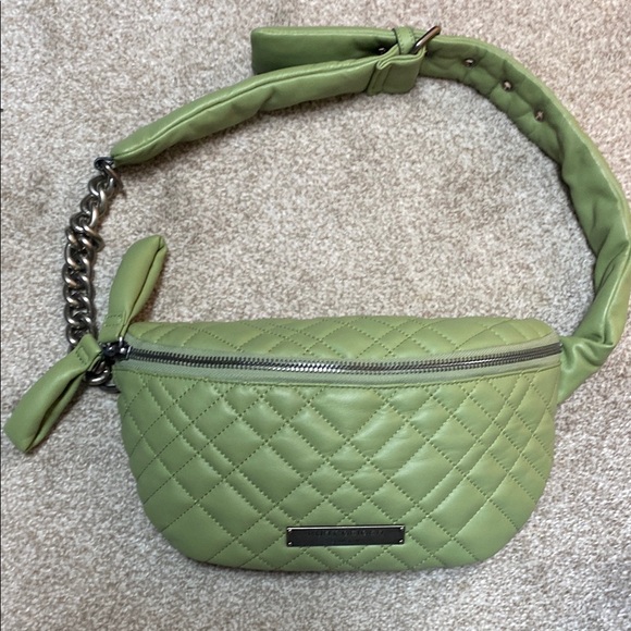 NEW Kurt Geiger Green Quilted Belt Bag - Picture 1 of 6